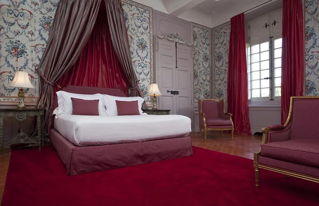Villa Baulieu Rognes 5*,  France